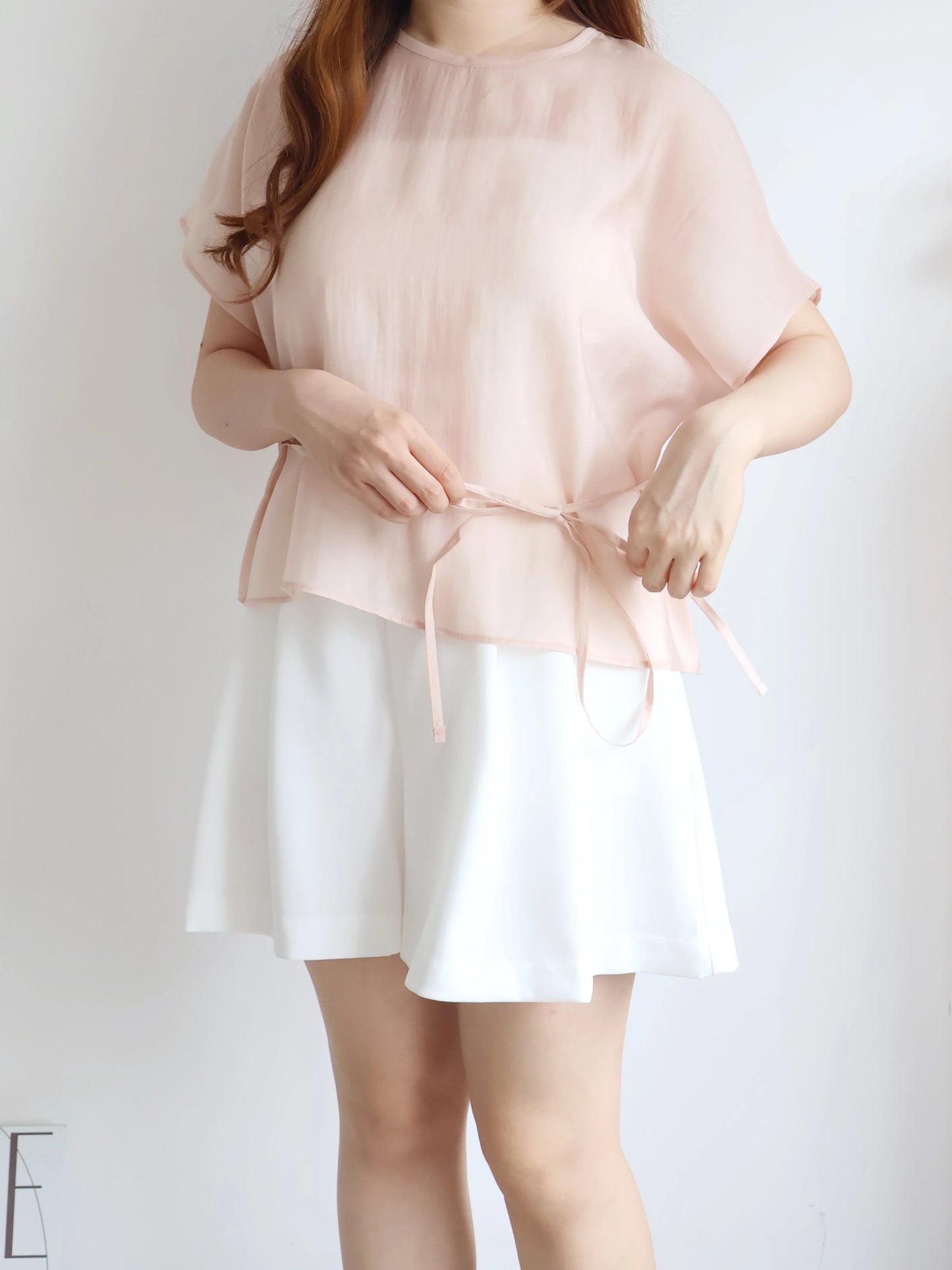 Elegant Tie Detail Flutter-Sleeve Tencel Blouse(Peach)
