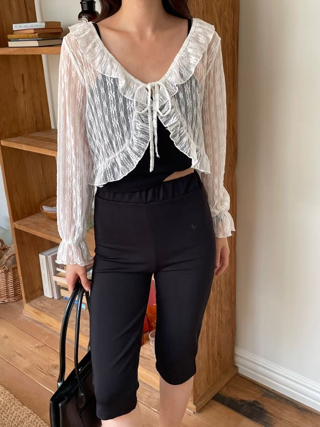 Daisy Ruffled Sheer Bolero Cardigan(2 Colors)