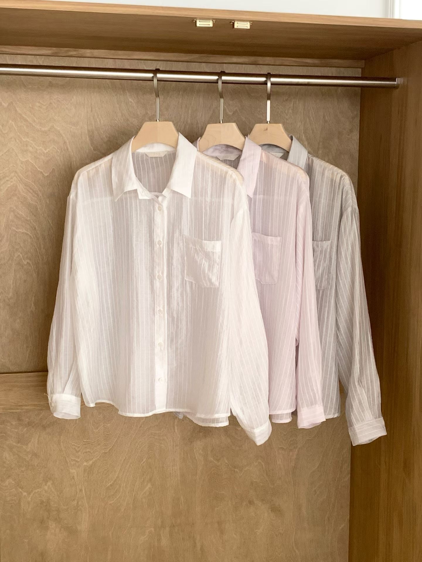 Dreamy Subtle Striped Loose-Fit Cover-Up Shirt(3 Colors)