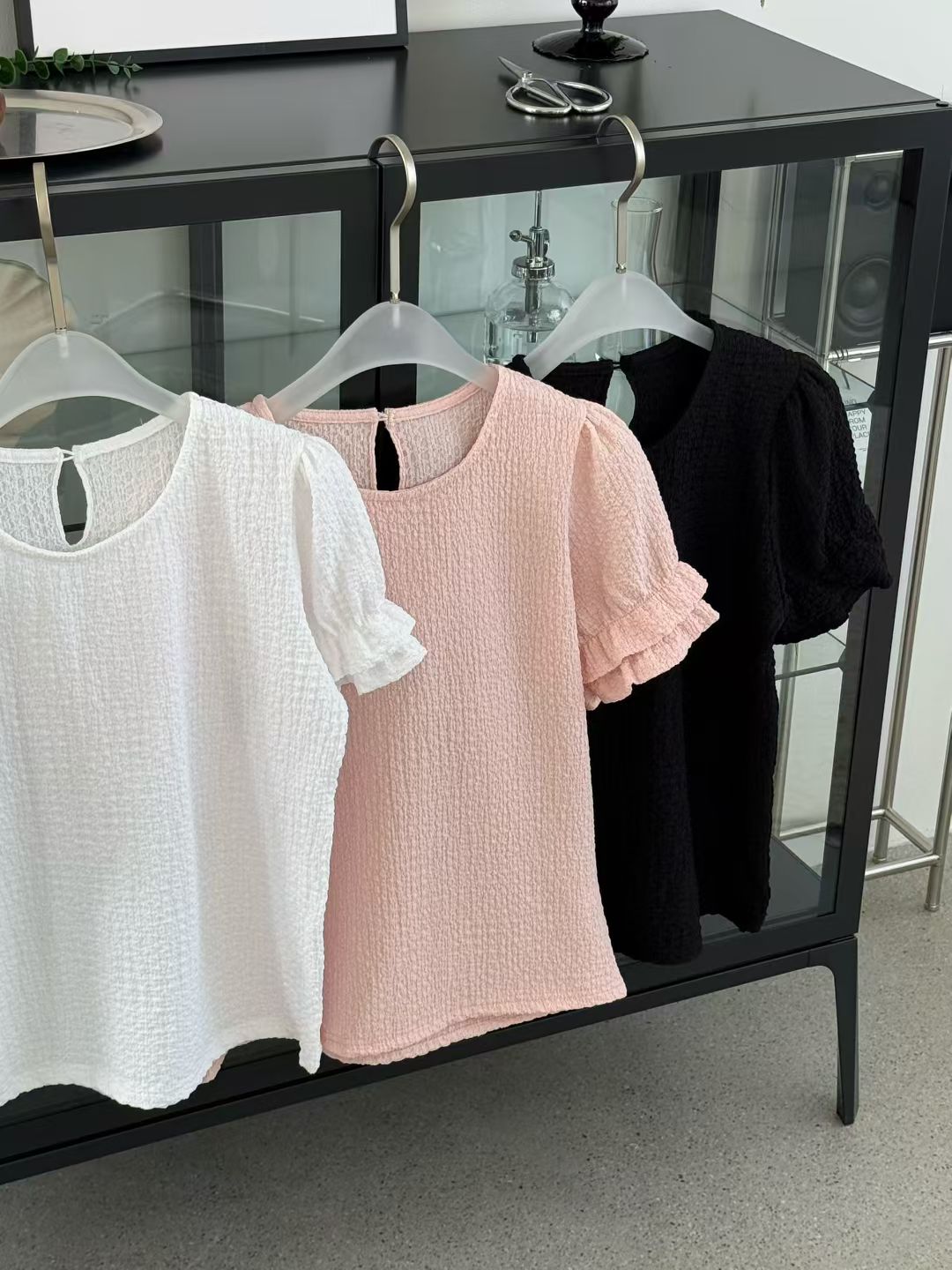 [Wrinkle-Free] Gentle Petal Sleeve Blouse(3 Colors)