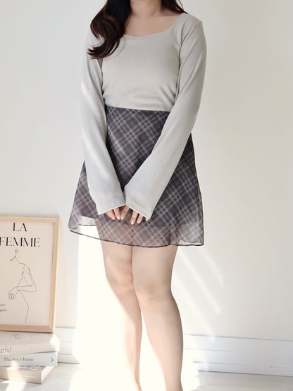 Non-See-Through Square Neck Mochi Top(Beige)