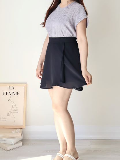 [Wrinkle-Free] Breezy Crinkled Arm-Concealing Blouse(Greyish blue)