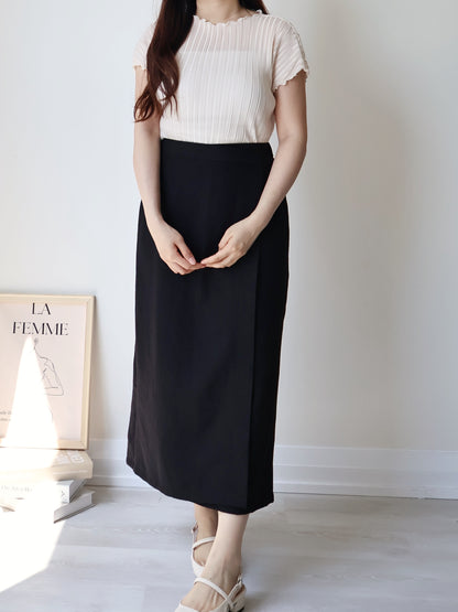 [Wrinkle-Free] Elegant Cool-Touch Vertical Pleat Top(Cream)
