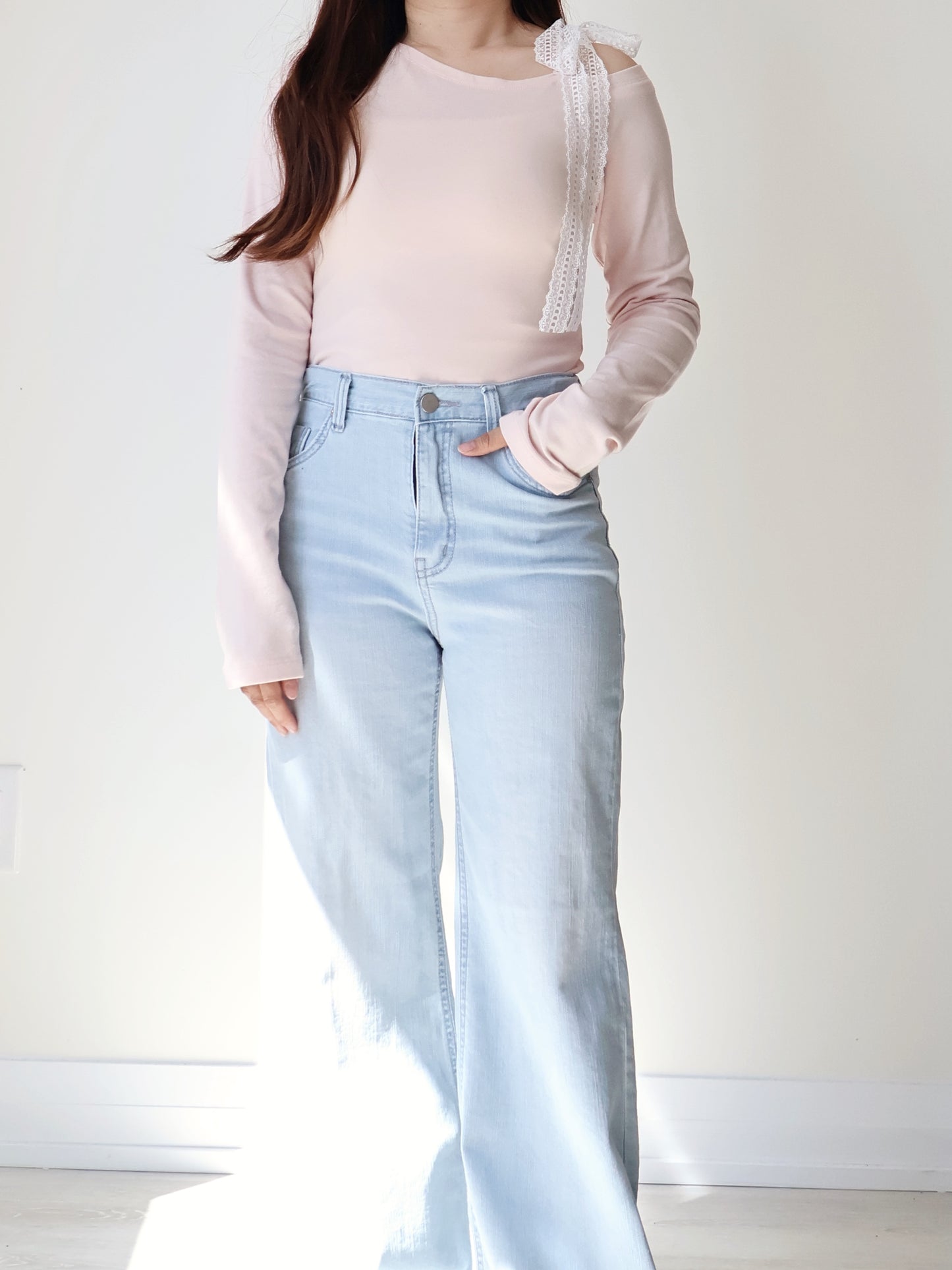 Dreamy Lace Cooling Modal One-Shoulder Top(Baby pink)