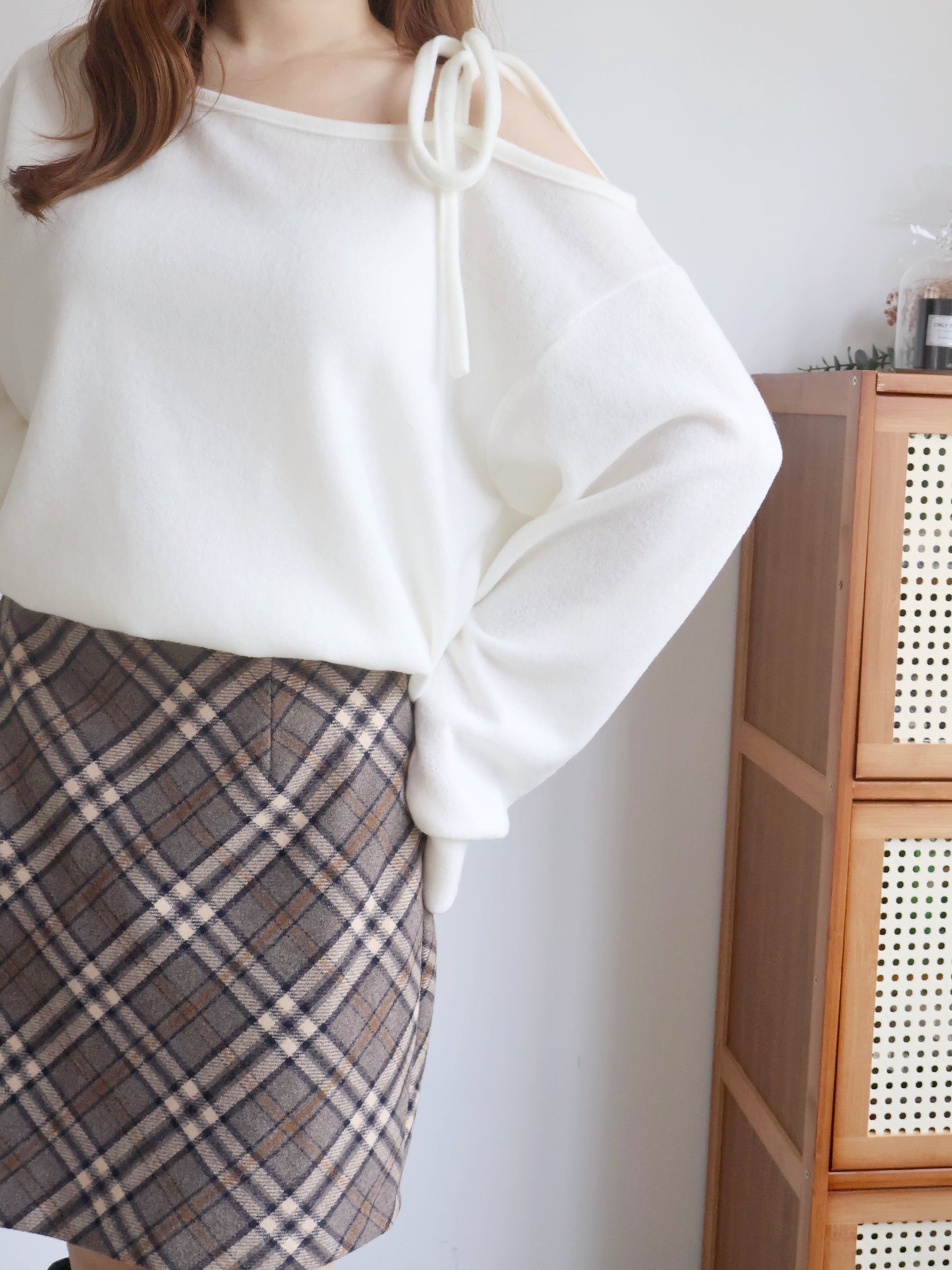 Asymmetric One-Shoulder Fleece Top(Ivory)