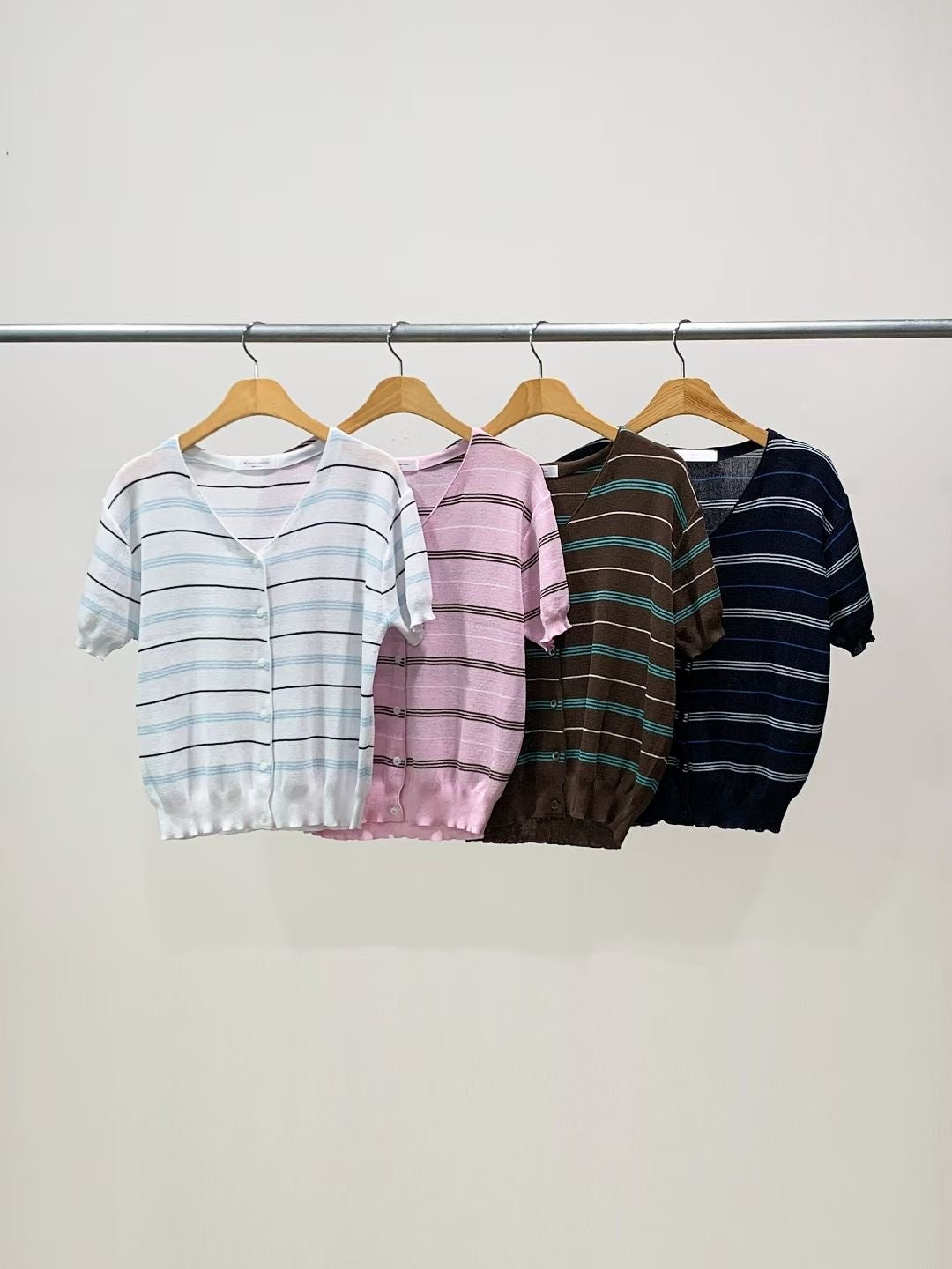 V-Neck Fresh Striped Knit Cardigan(4 colors)