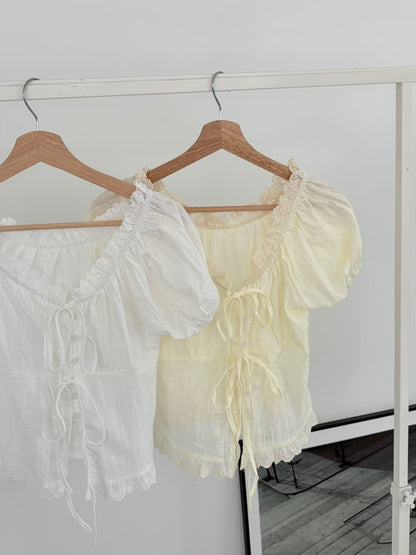 2-way Elegant Lace Punching Cotton Blouse(2 Colors)
