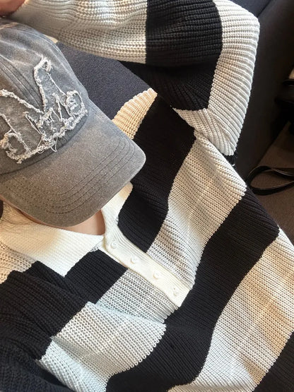 Relaxed Stripe Knit Top with Lapel Collar(4 colors)