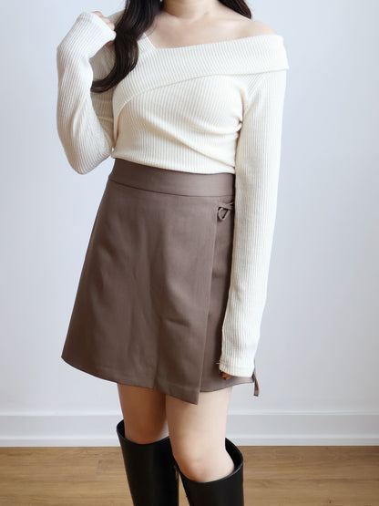 [2-WAYS] Elegant Irregular Neckline High-Elastic Knit Top(Cream)