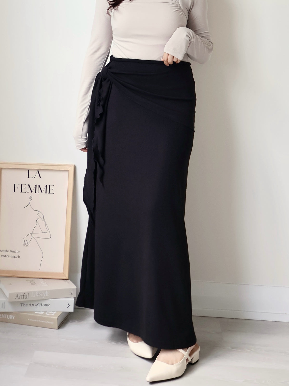 Flattering Tie-Waist Cotton Maxi Skirt(Black)