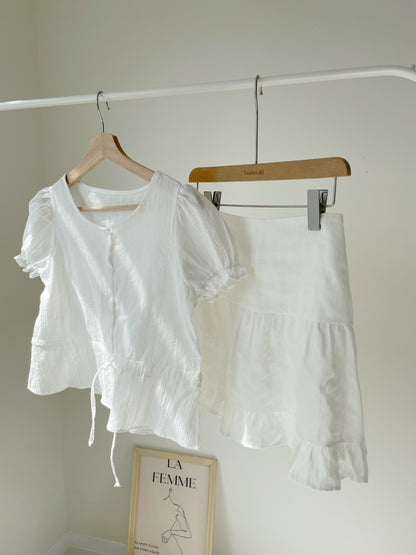 Frenchy Jacquard Cinched-Waist Cotton Blouse(2 Colors)