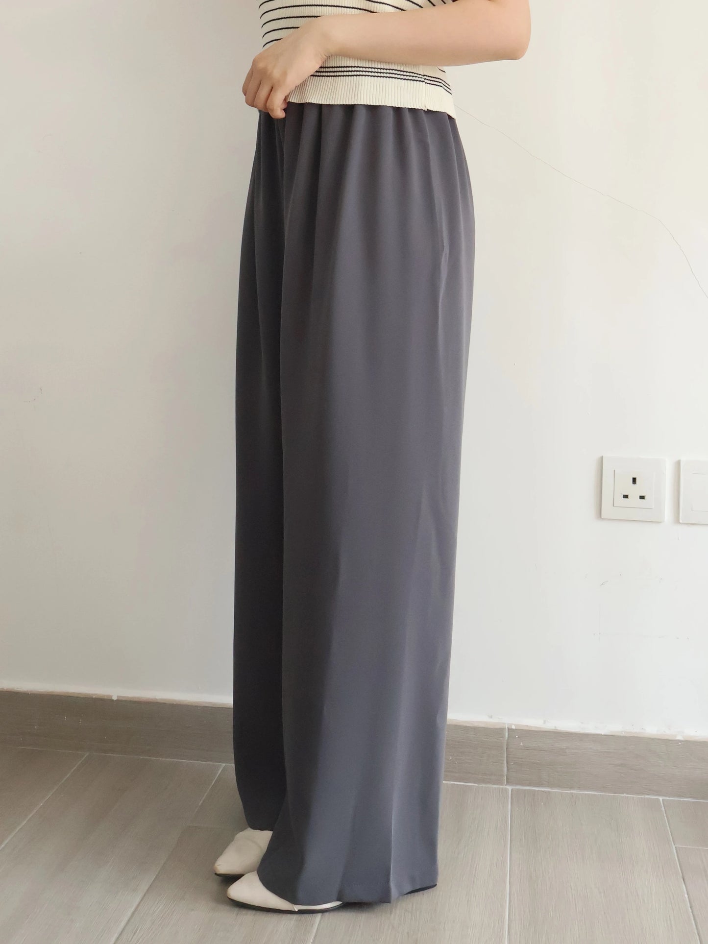 [Wrinkle-Free] -5KG Air-Flow Wide-Straight Slacks(Charcoal)