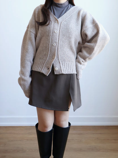 [10% WOOL] V-neck Warm Knit Cardigan (Brown)