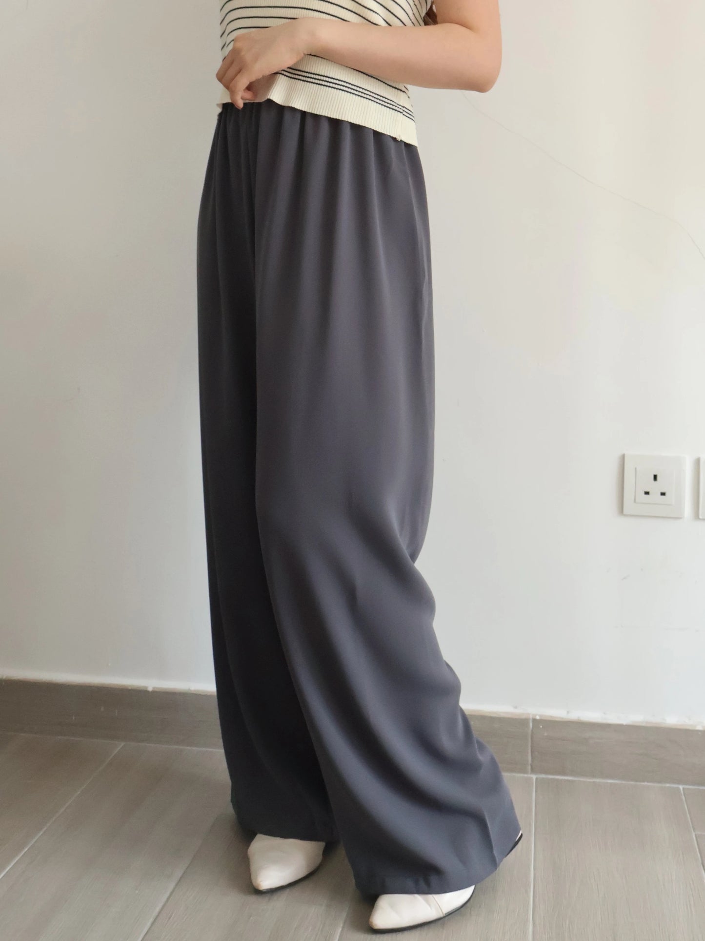[Wrinkle-Free] -5KG Air-Flow Wide-Straight Slacks(Charcoal)