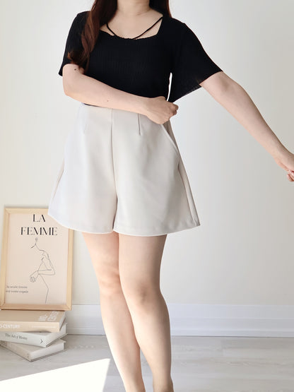 Flirty Square Neck V-Strap Ice Knit Top(Black)
