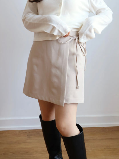 Earth-toned Overlapping Belted Mini Skirt(Beige)