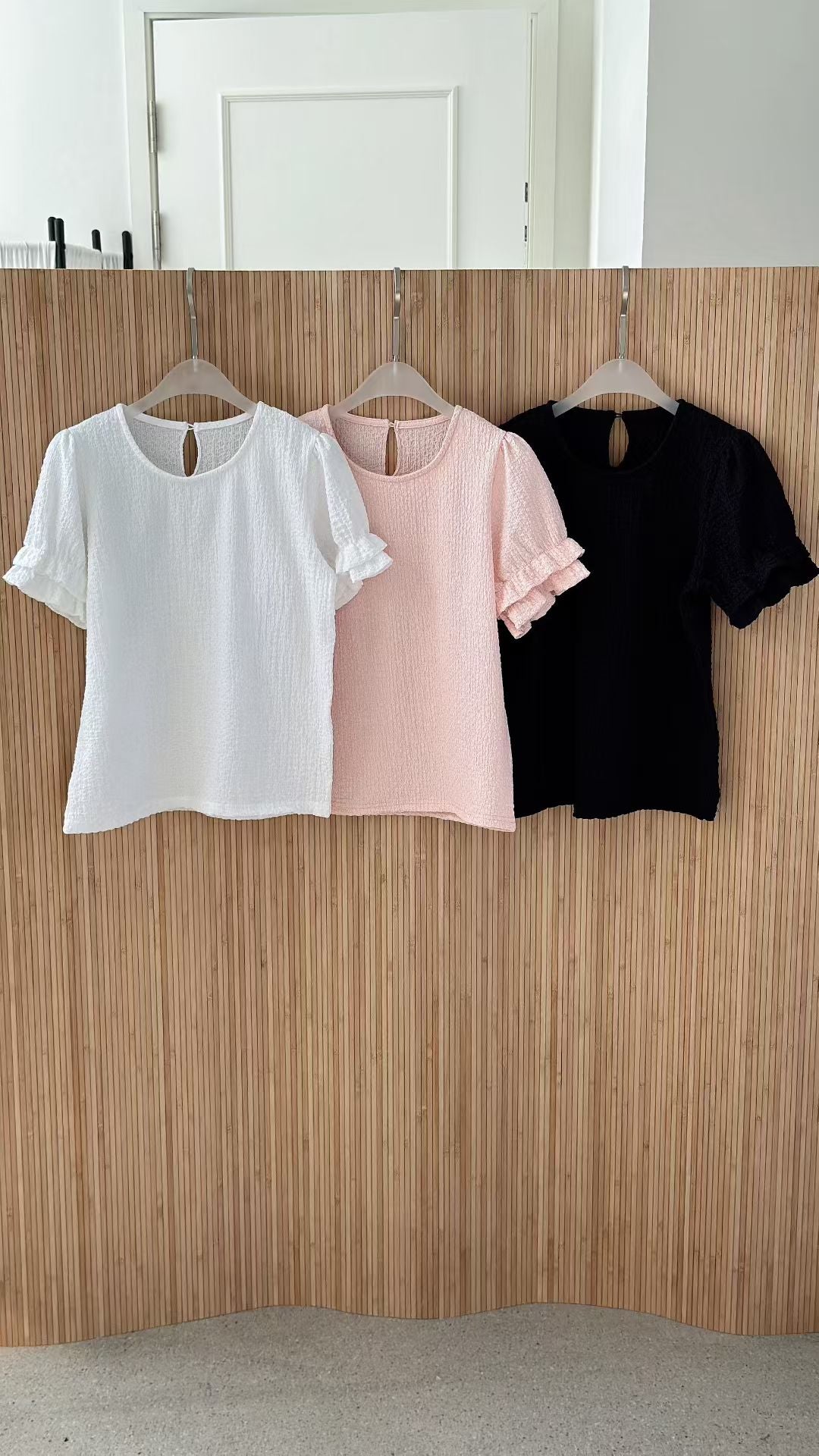 [Wrinkle-Free] Gentle Petal Sleeve Blouse(3 Colors)