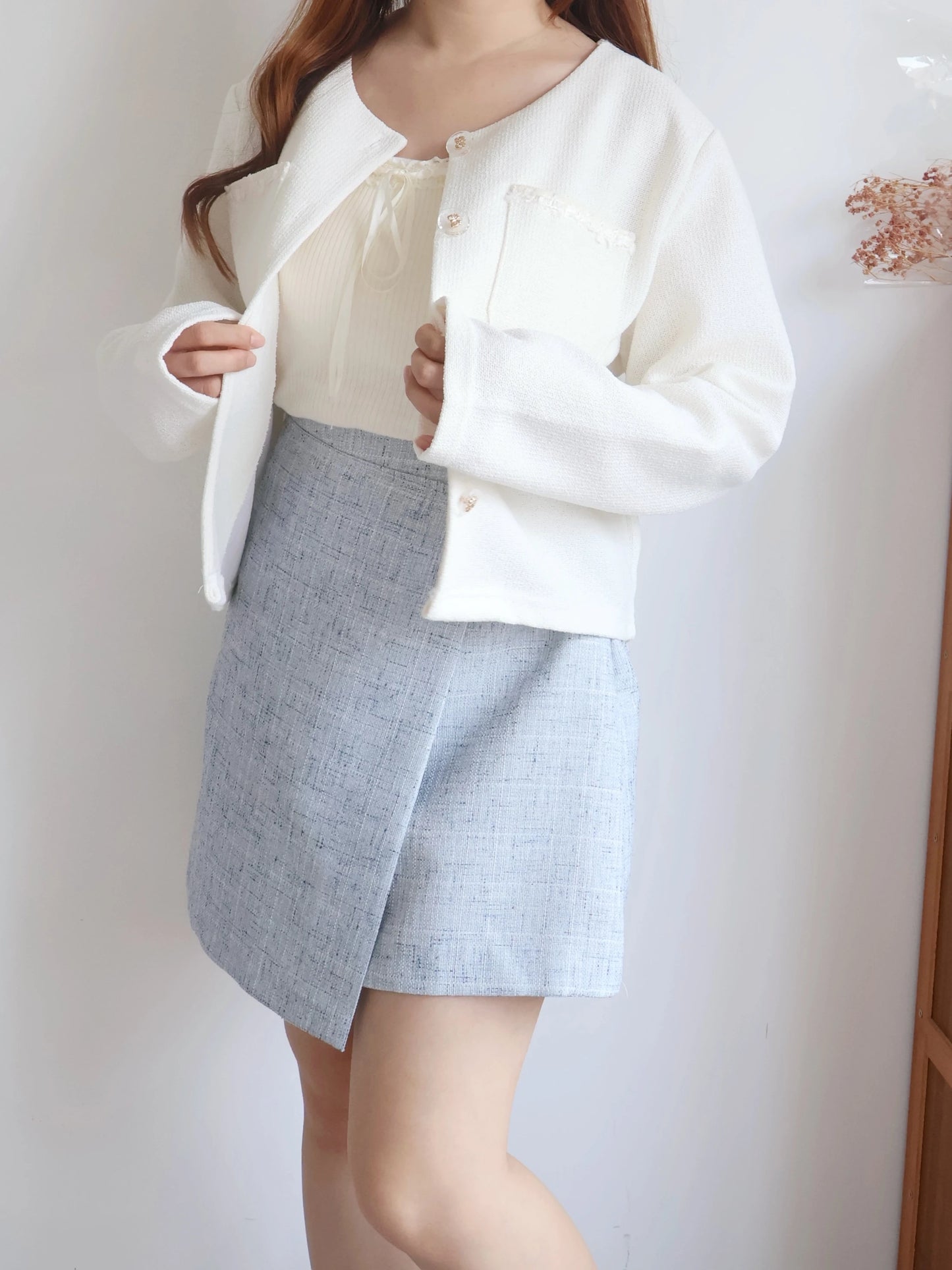 Elegant Bow-Embossed Button Tweed Jacket(3 colors)
