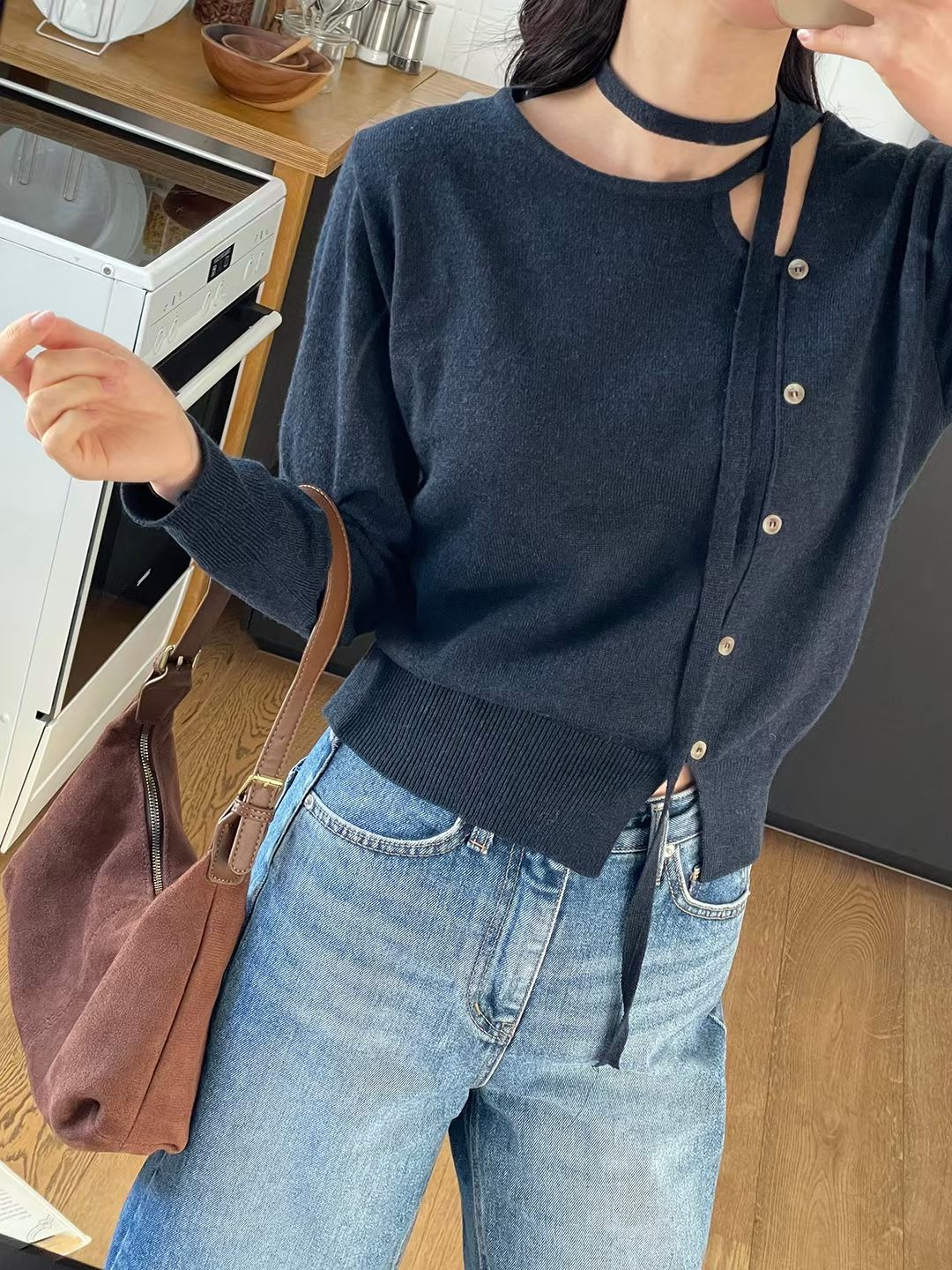 Romance Choker Slit Sweater(4 colors)