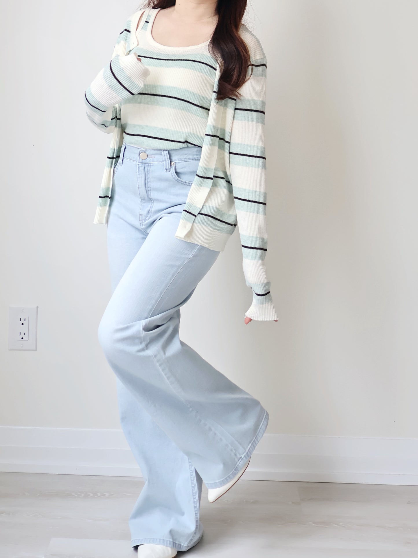 [Half Elastic Waist] Pajama-Soft Lightweight Stretchy Wide-Leg Bootcut Jeans(Light Blue)