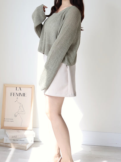 Earth Tone V-Neck Relaxed Knit Top(Matcha)