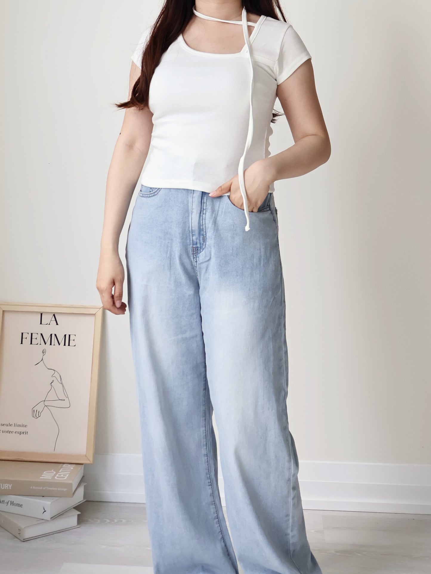 Asymmetric Halter-Tie Stretchy Top(Ivory)