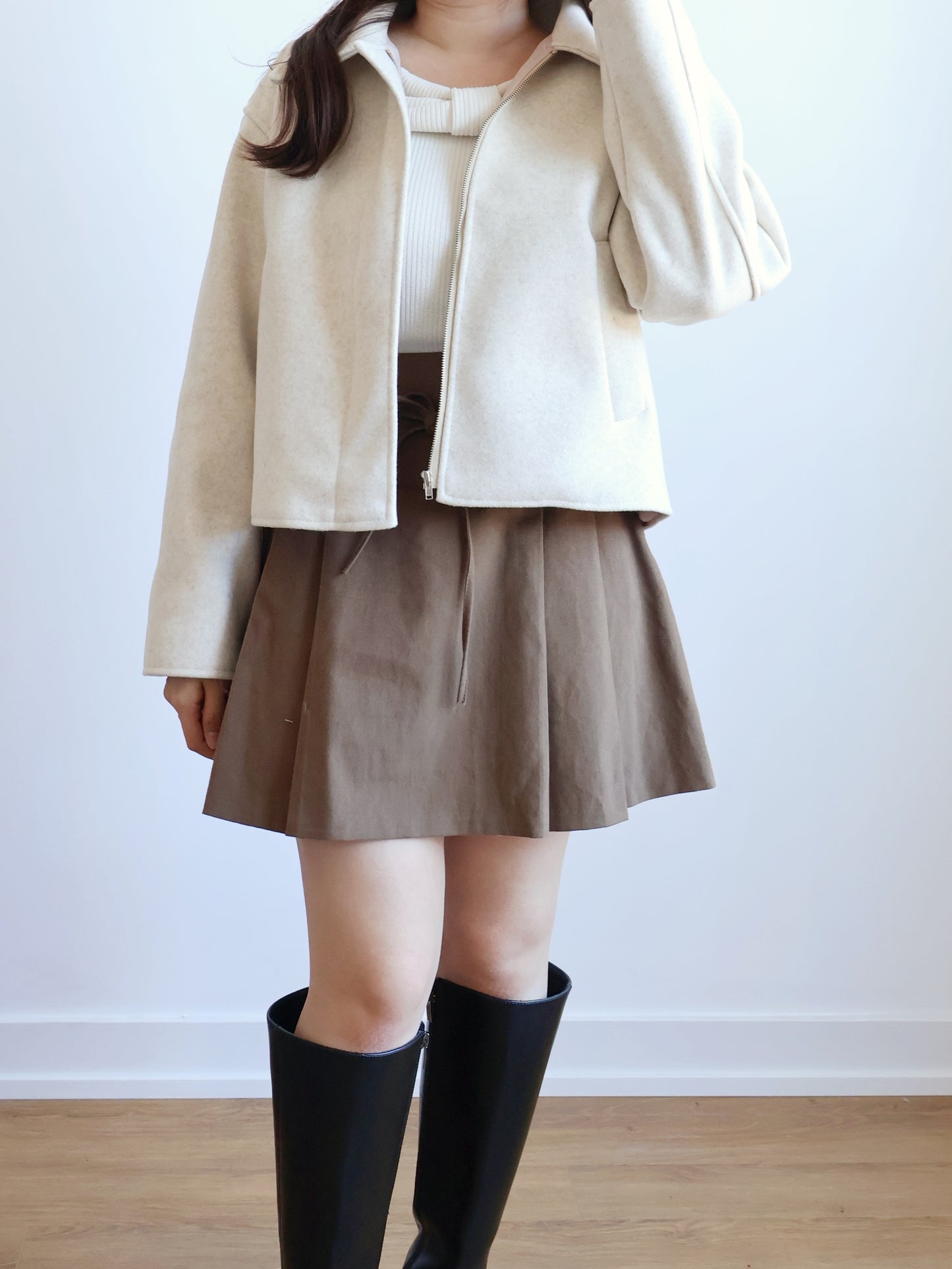 Sleek Zip-up Wool Coat