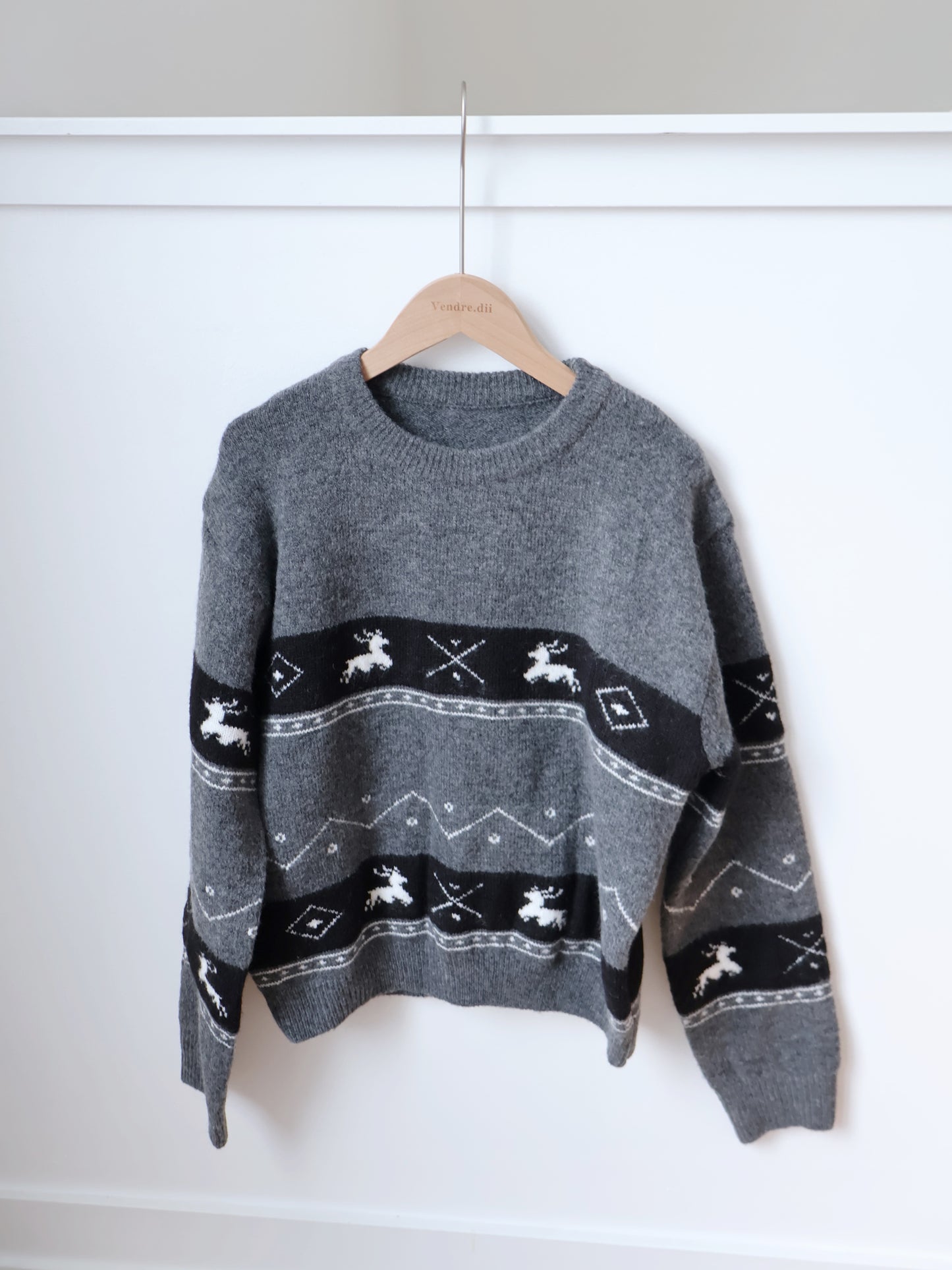 Reindeer Pattern Sweater (Grey)