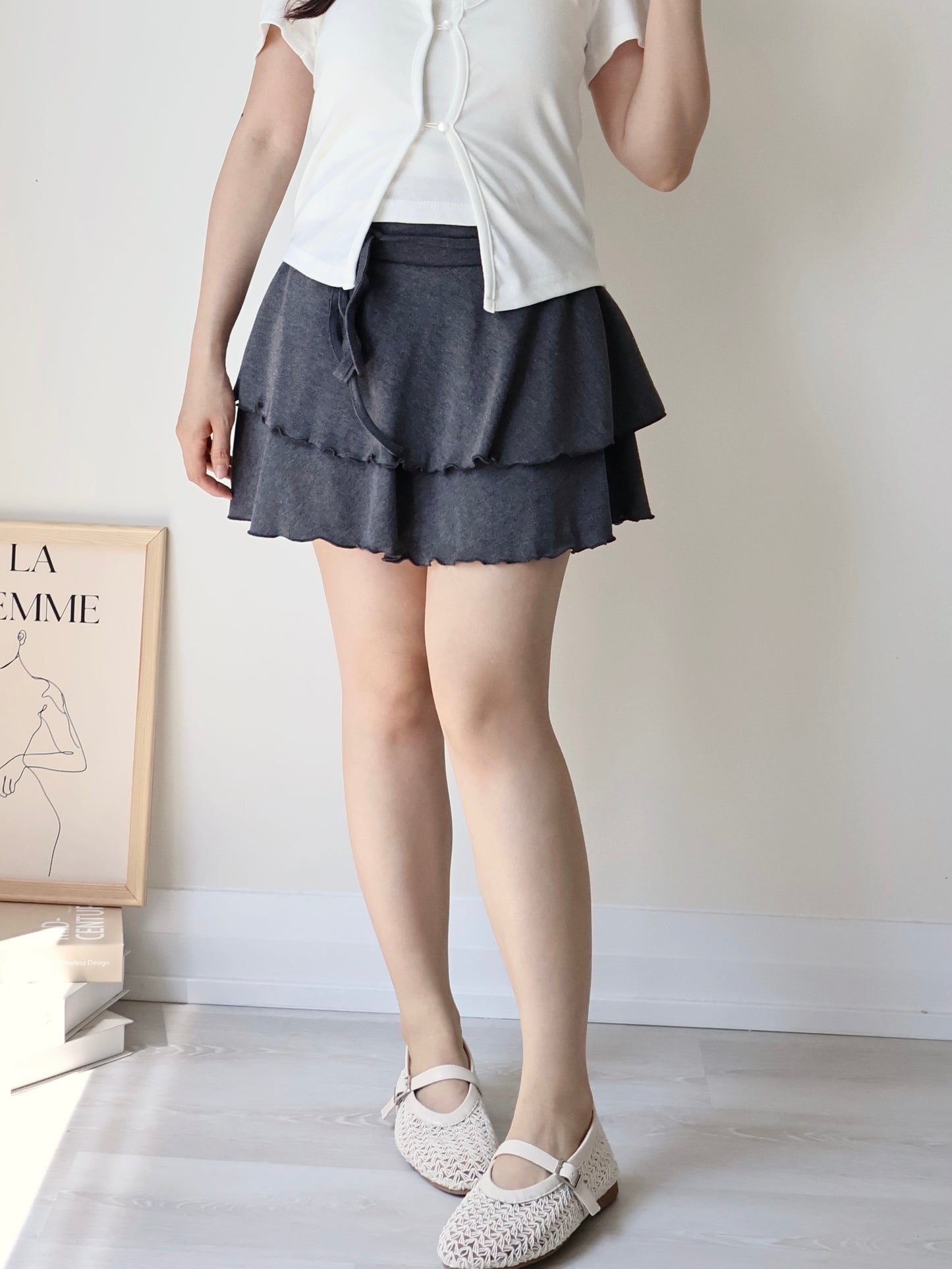 Flowy Flex-Waist Tiered A-Line Mini Skirt(Charcoal)