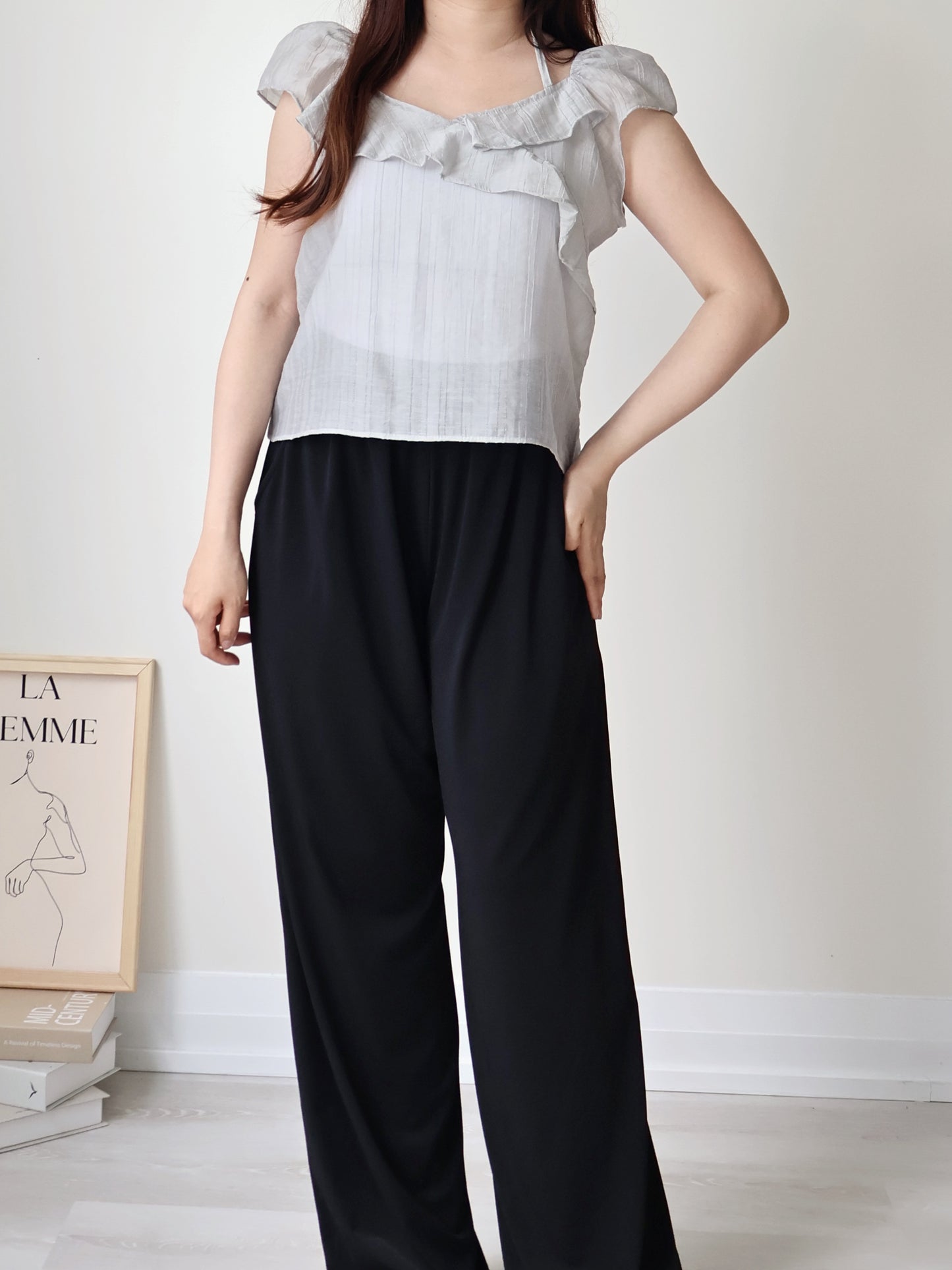 [2-way] Airy Ruffle Halter Tencel Blouse(Light grey)