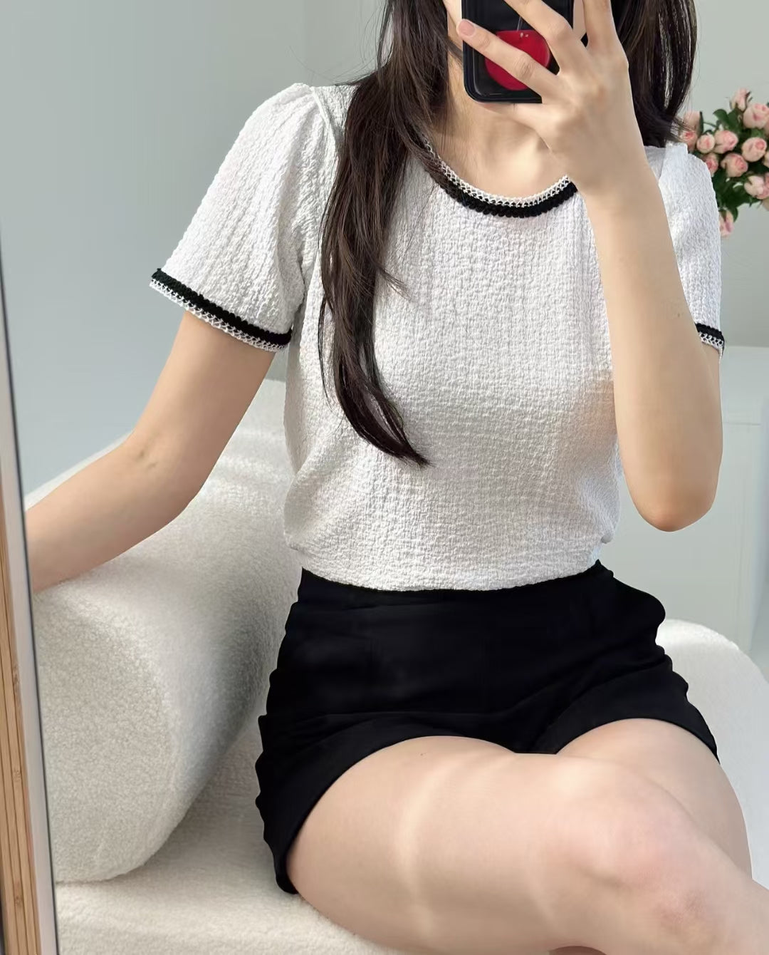 [Wrinkle-Free] Classic Coco Contrast Trim Top(2 Colors)