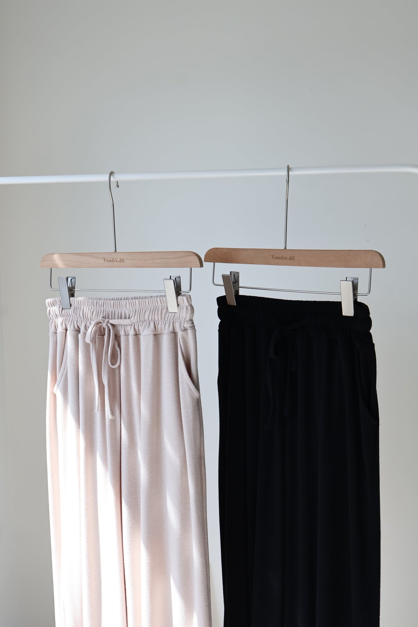 [2 Lengths] Cloud-Soft & Silk-Touch Cooling Wide-Leg Pants with Pockets(Beige)