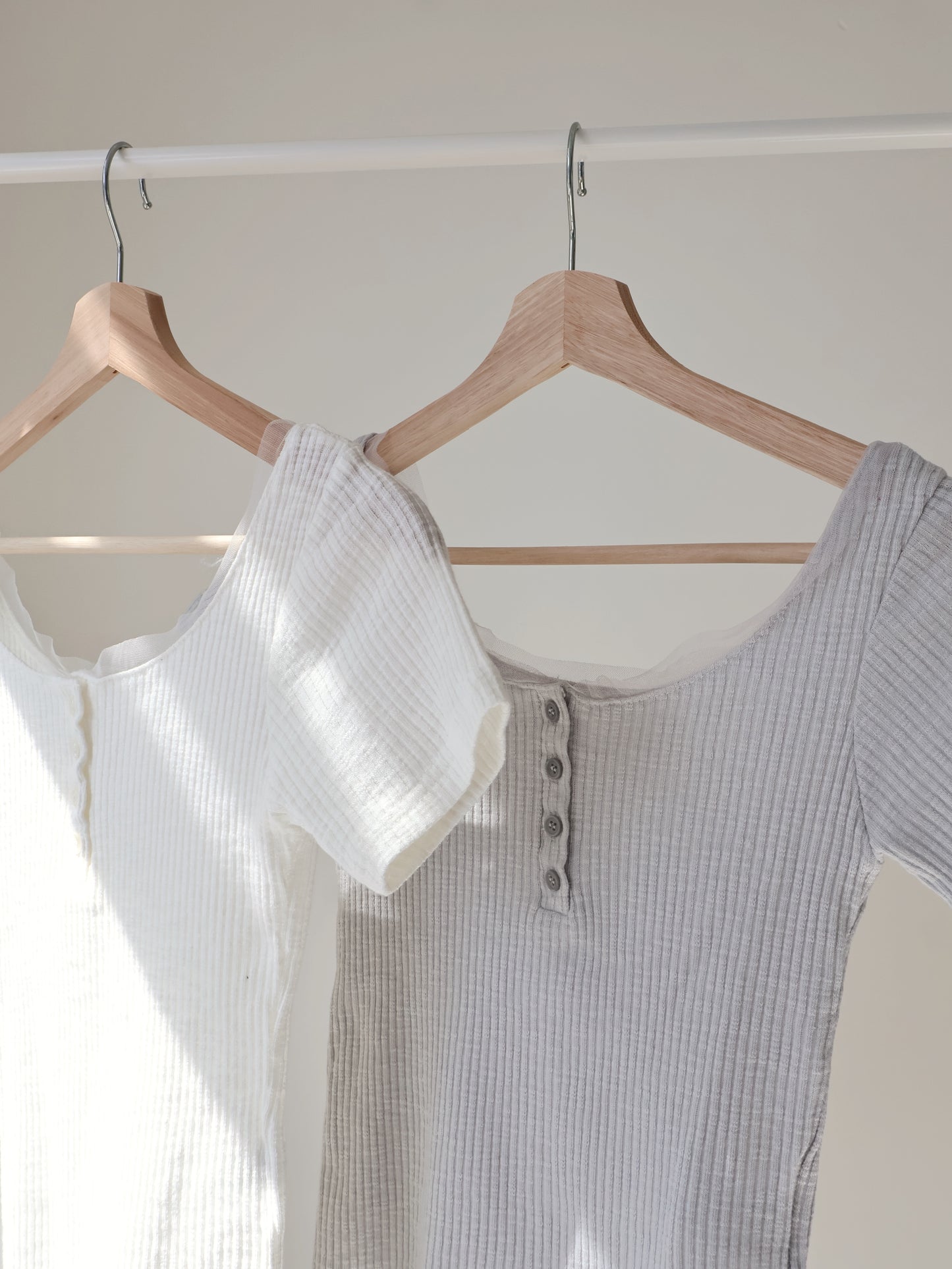 Romantic Half-Button Sheer Top(Ivory)