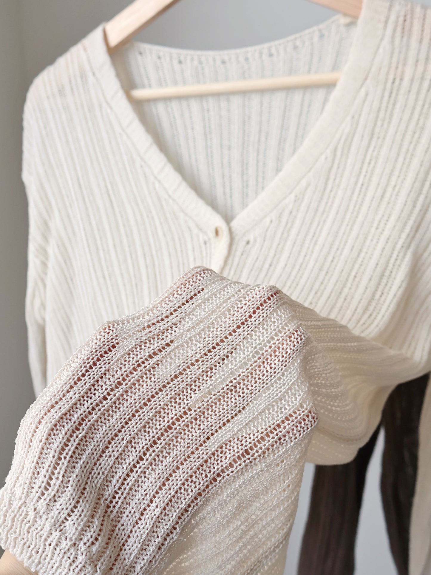 Relaxed-Fit Ripple Knit Cardigan(Beige)