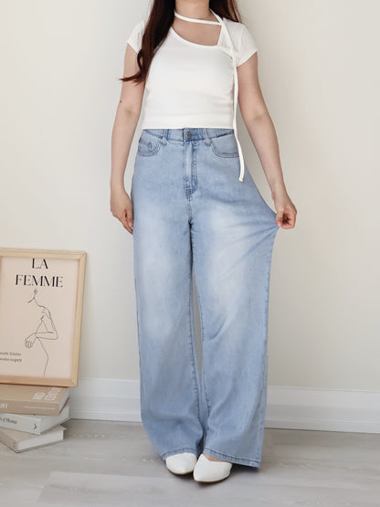 Asymmetric Halter-Tie Stretchy Top(Ivory)