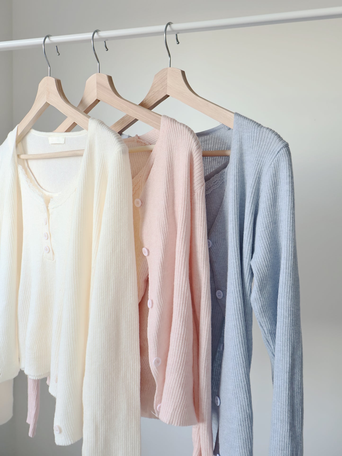 Romantic Lace Camisole + Mochi Cardigan Set(Peach)