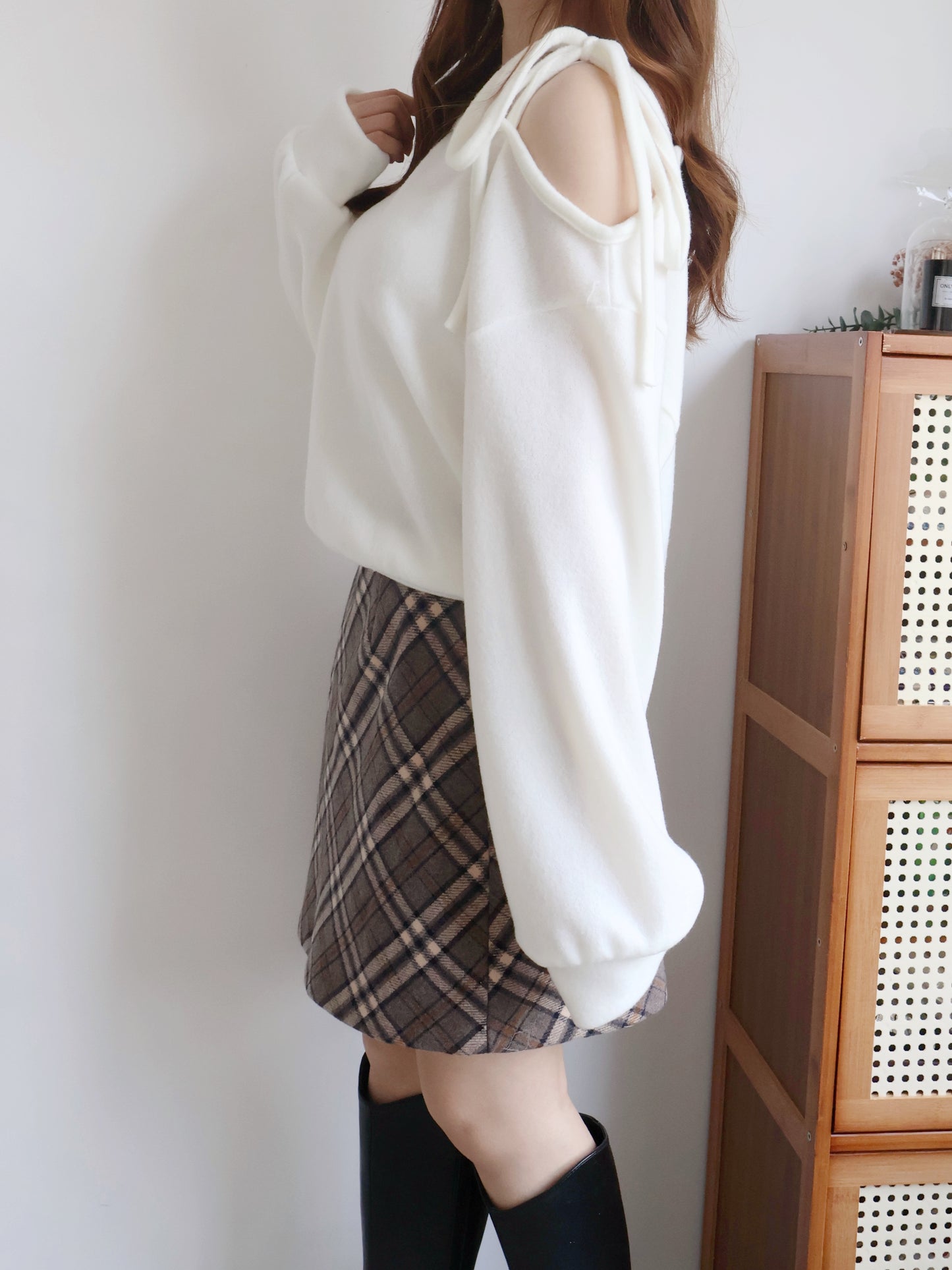 Asymmetric One-Shoulder Fleece Top(Ivory)