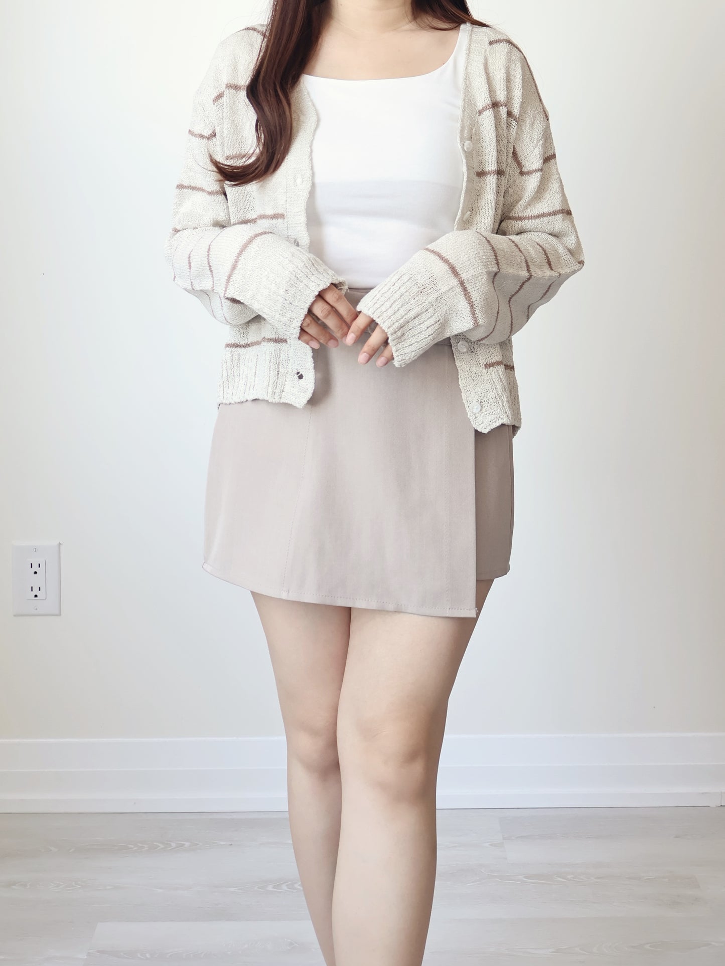 Minimalist Striped Snowy Yarn Cardigan(Beige)