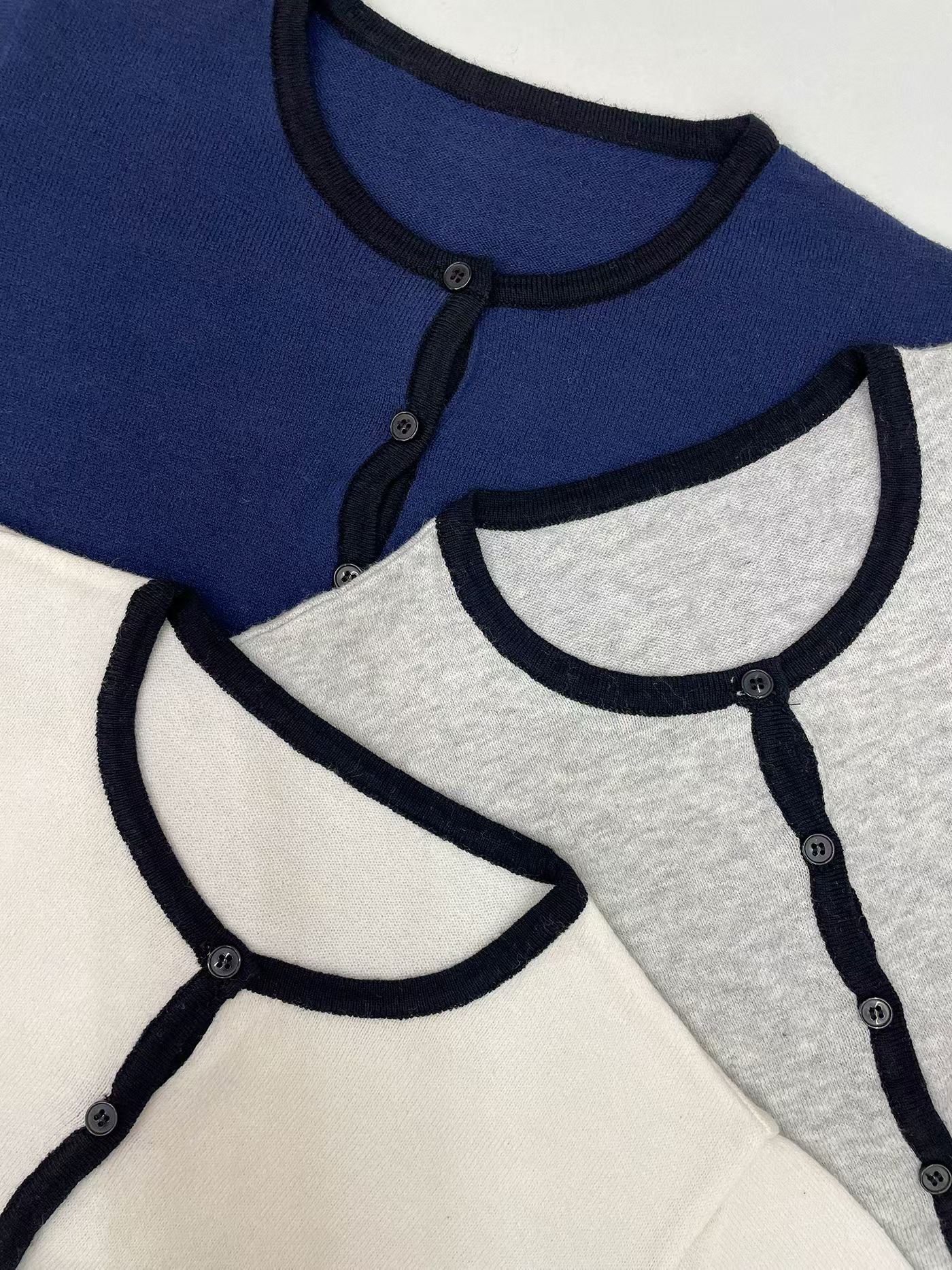 Minimalist Two-Tone Knit Cardigan(3 colors)