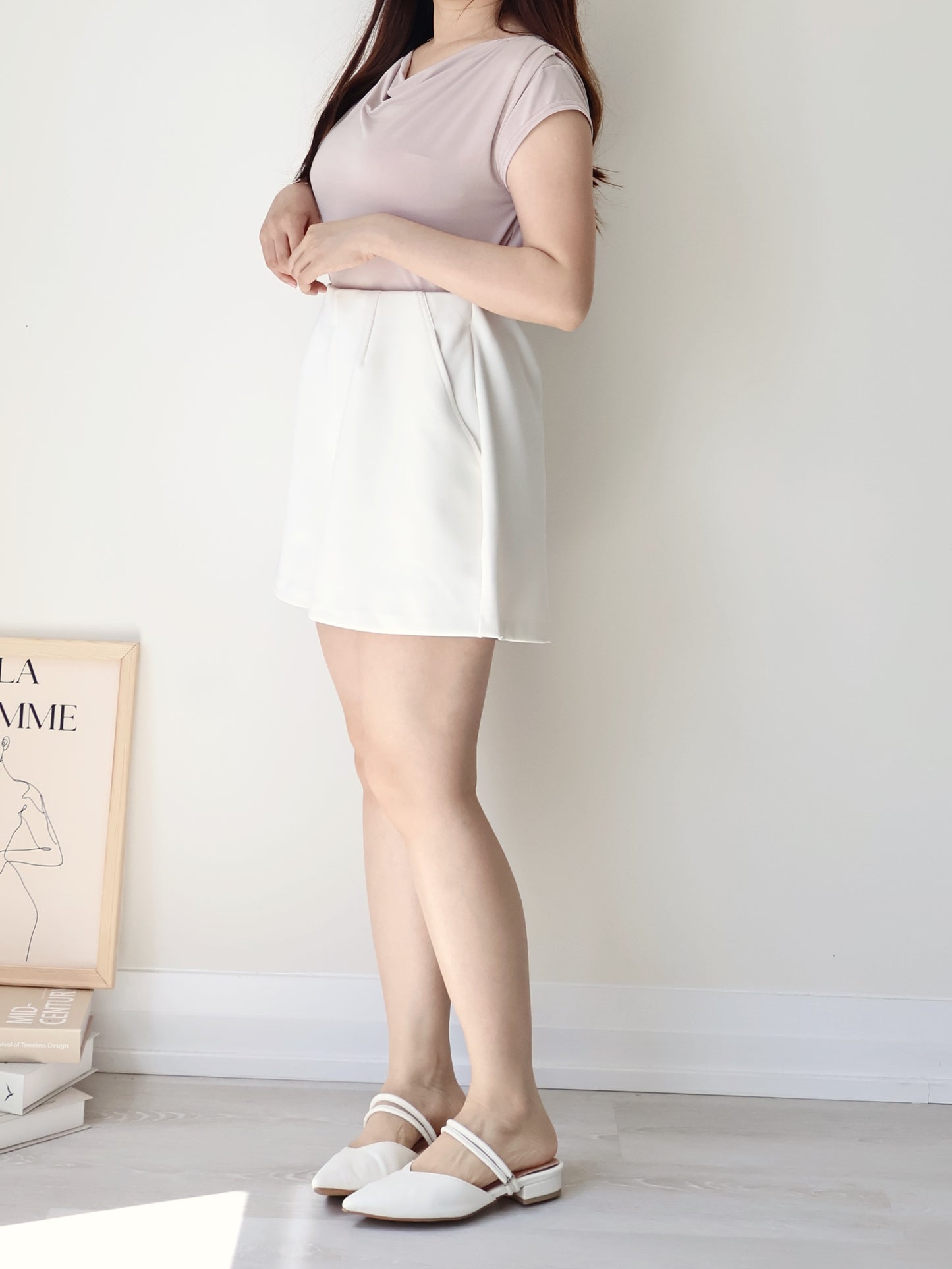 [Wrinkle-Free] Hidden Elastic Waist Tummy-Flattering A-Line Shorts(Ivory)
