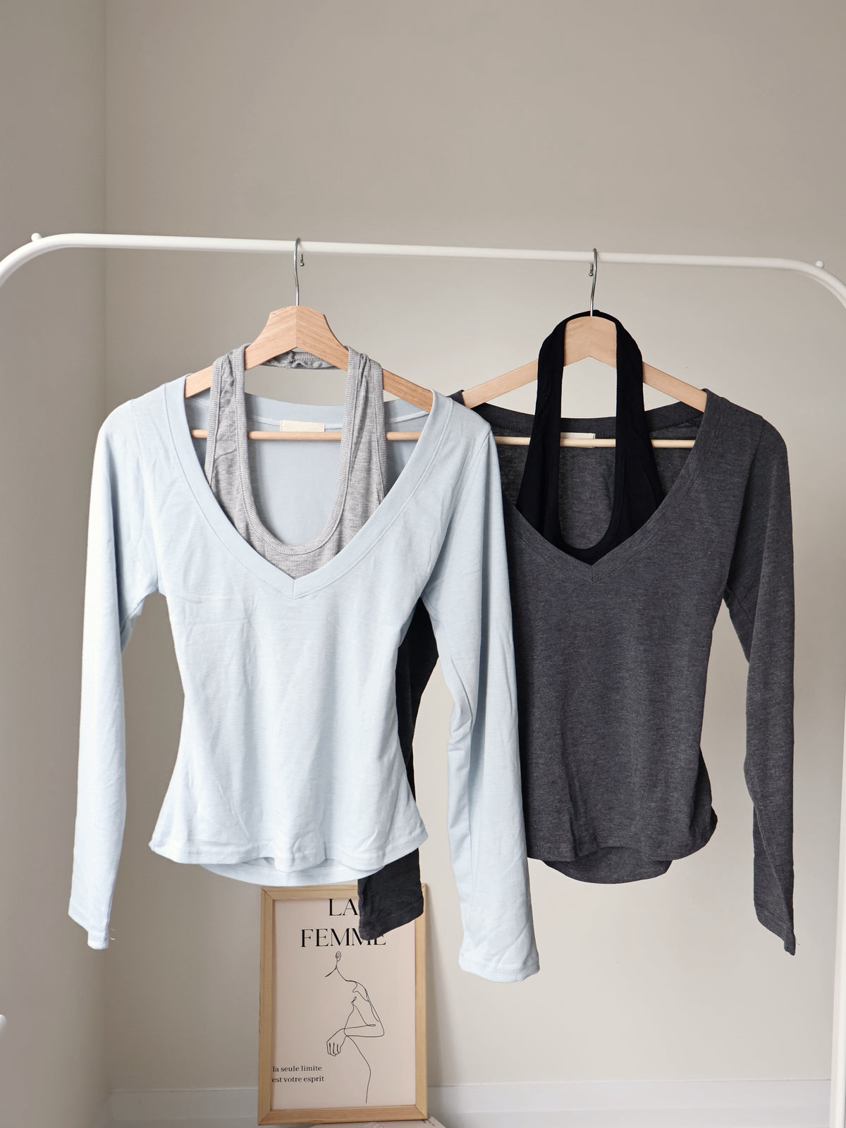 2-Way V-Neck Colorblock Halter Layered Top(Charcoal)
