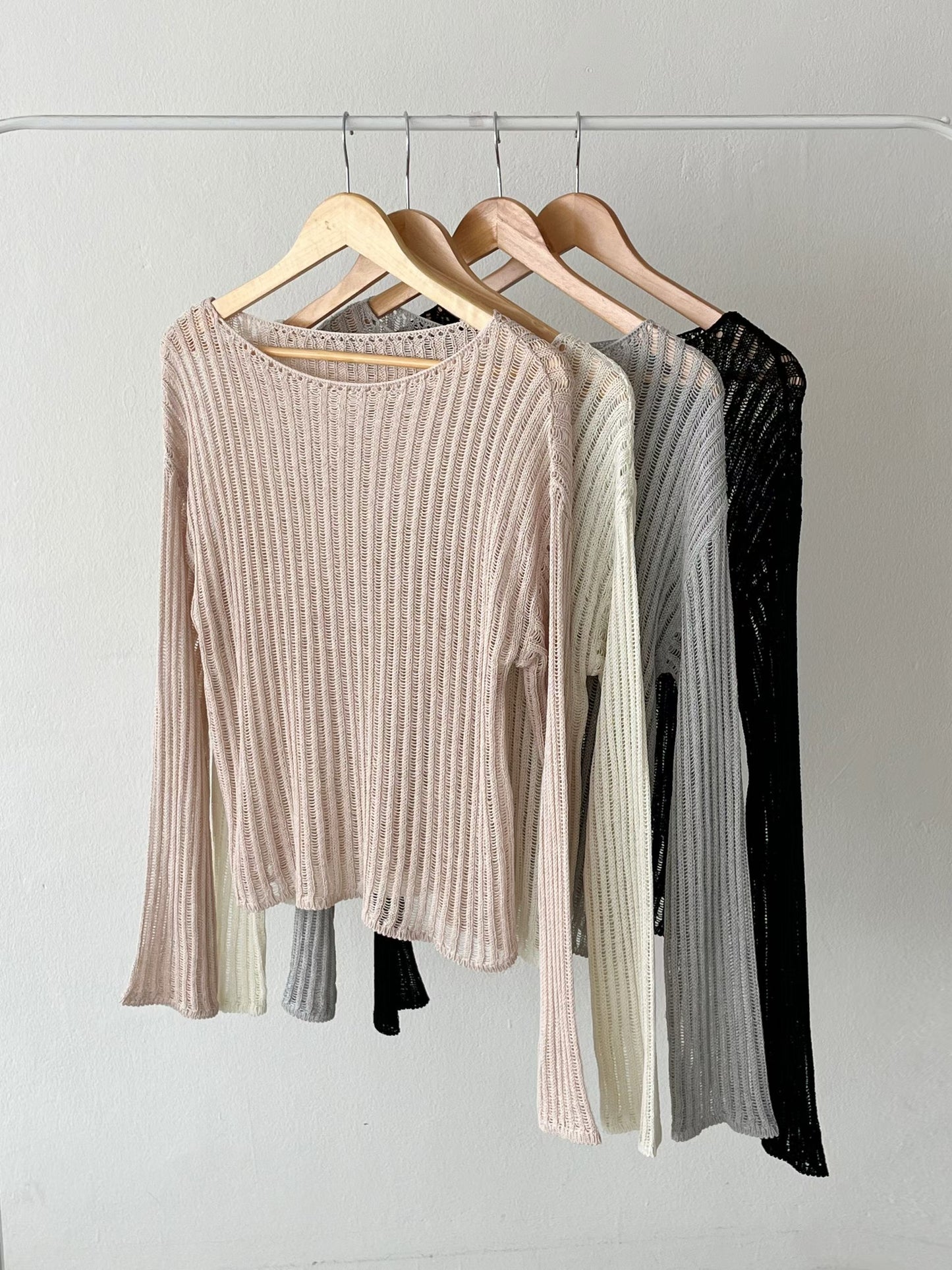 Minimalist Round Neck Sheer Knit Top(4 Colors)