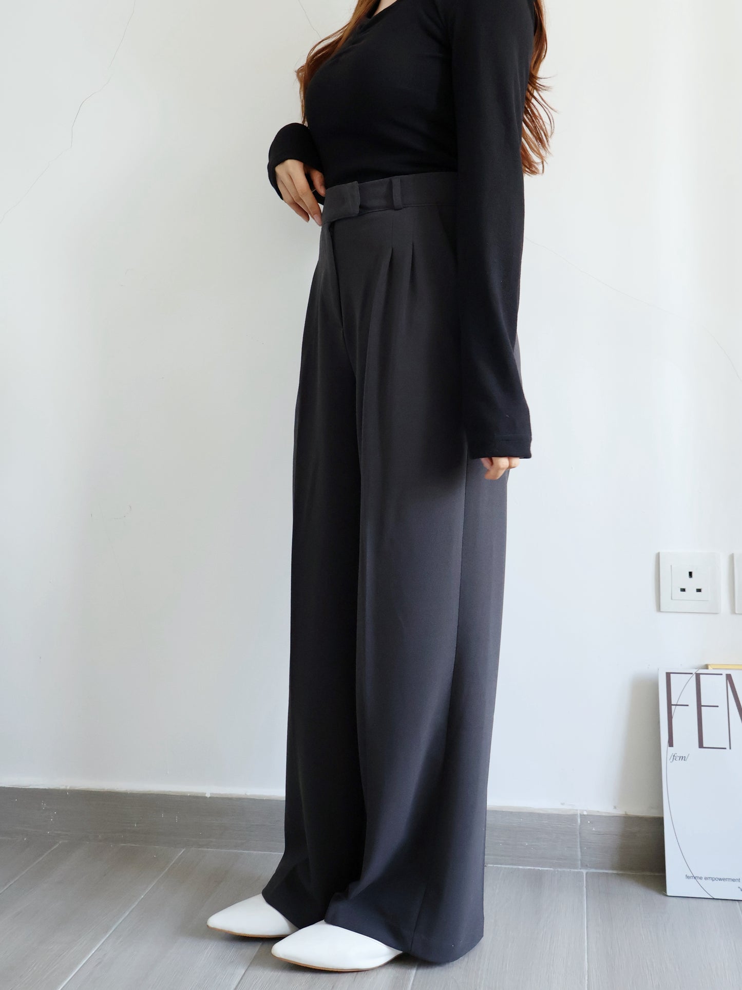 [Best Seller🏅] Wrinkle-free Fabric Pleated Straight Leg Trousers(Charcoal)