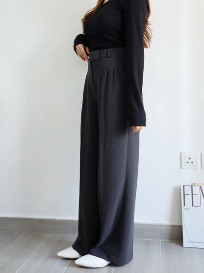 [Best Seller🏅] Wrinkle-free Fabric Pleated Straight Leg Trousers(Charcoal)