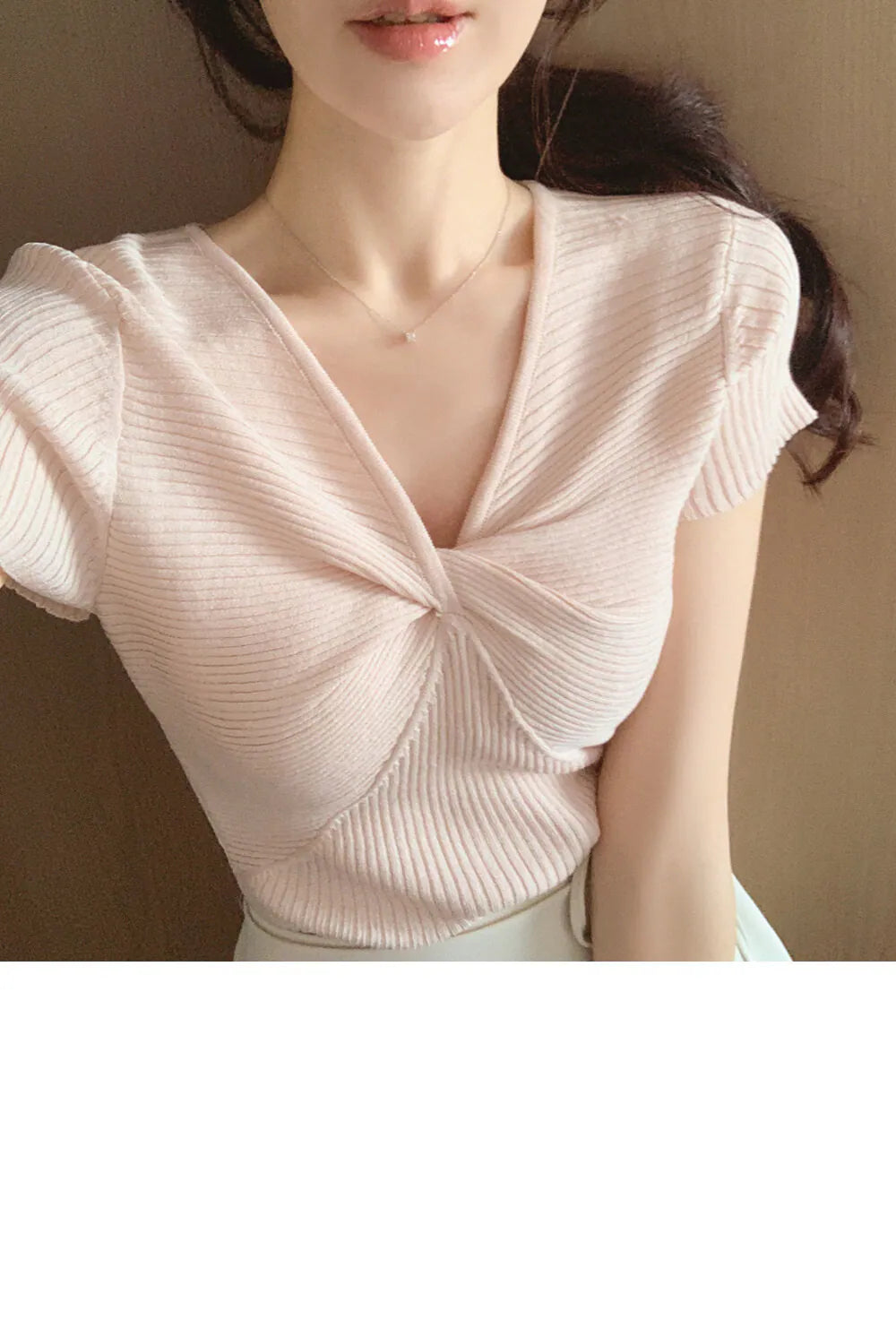 Slim-Fit Twist Stretch Knit Top(4 Colors)