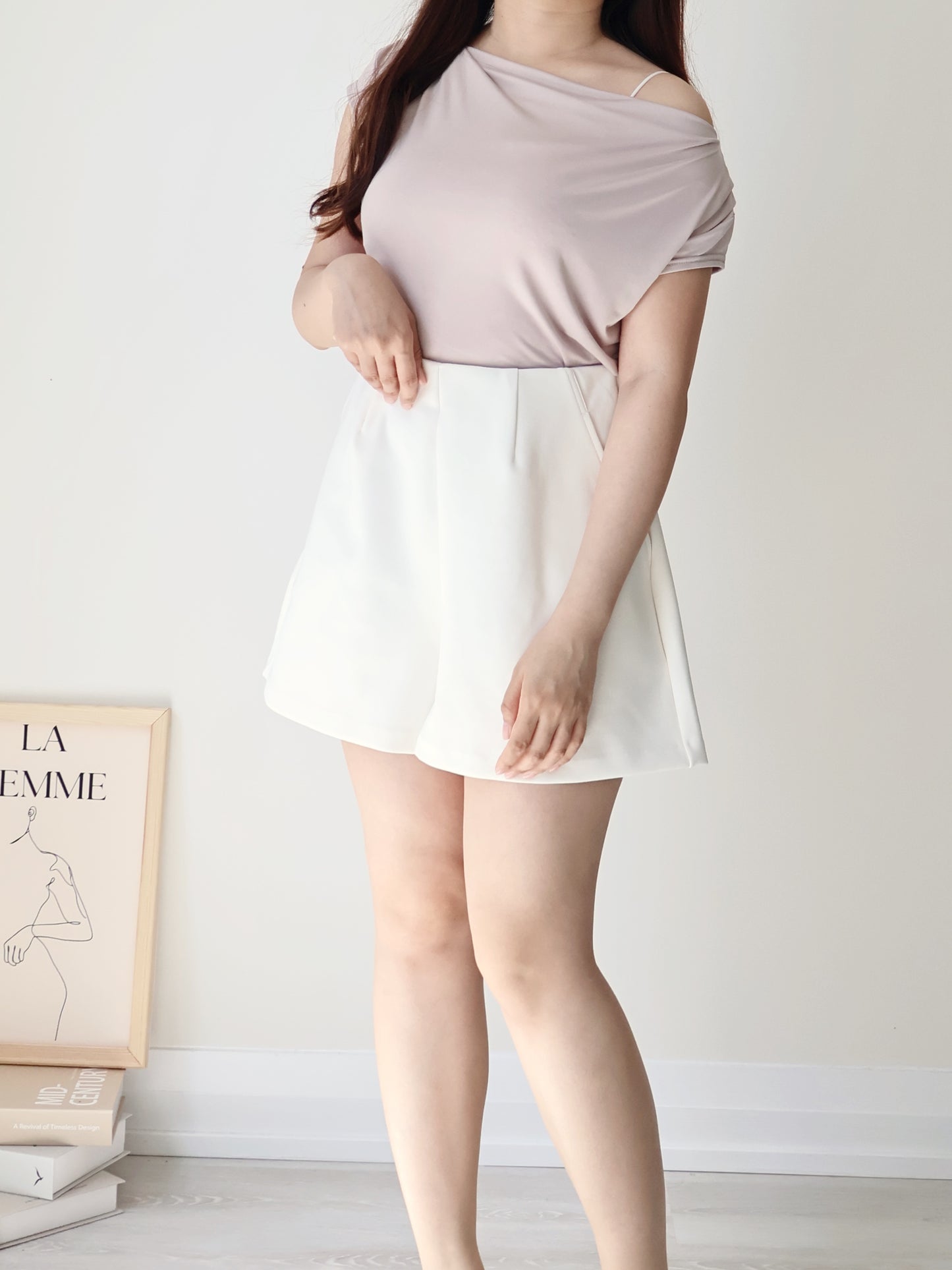 [Wrinkle-Free] Hidden Elastic Waist Tummy-Flattering A-Line Shorts(Ivory)