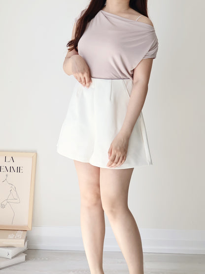 [Wrinkle-Free] Hidden Elastic Waist Tummy-Flattering A-Line Shorts(Ivory)