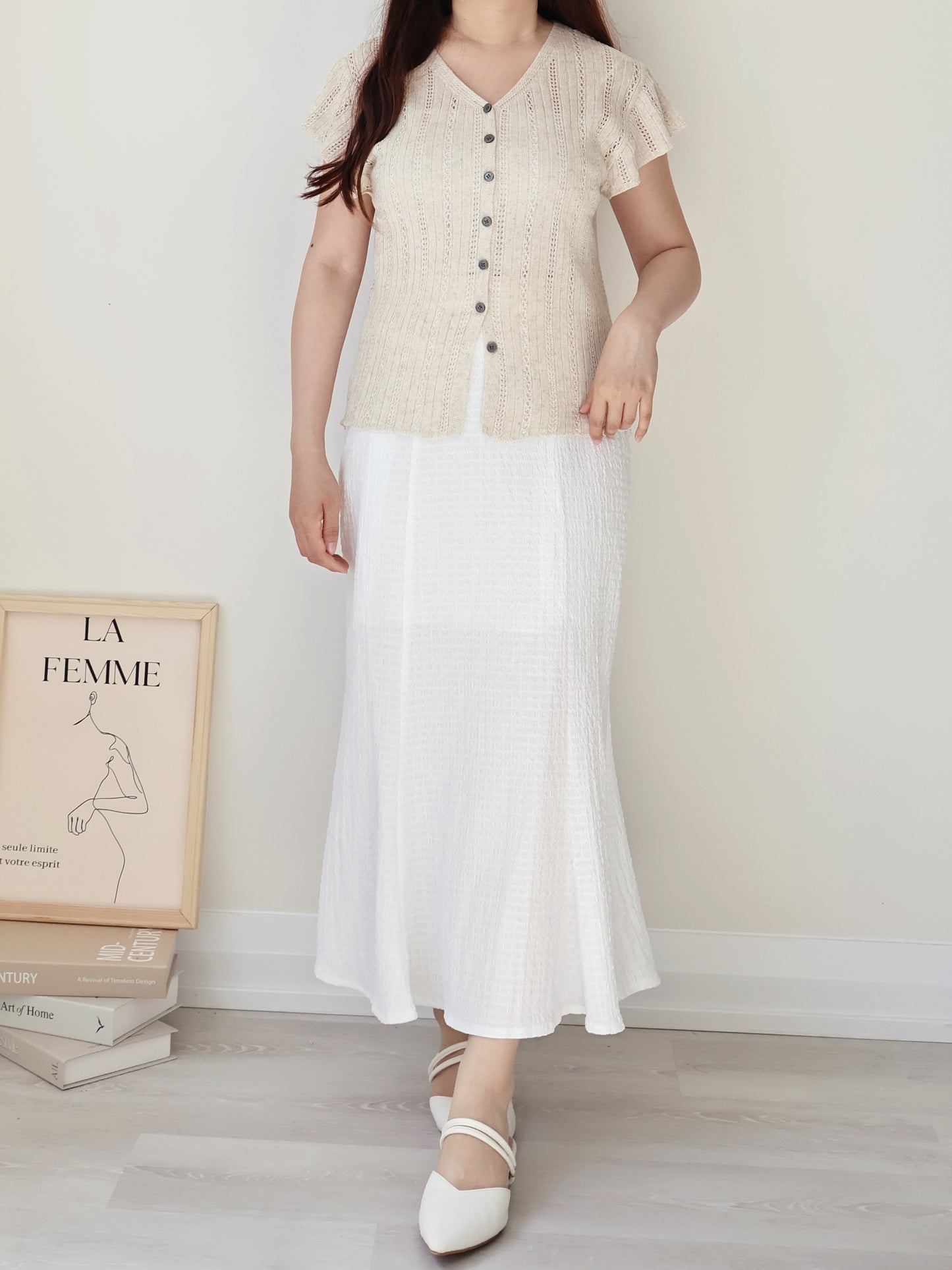 Breezy V-Neck Pointelle Flutter Sleeve Knit Top(Oatmeal beige)