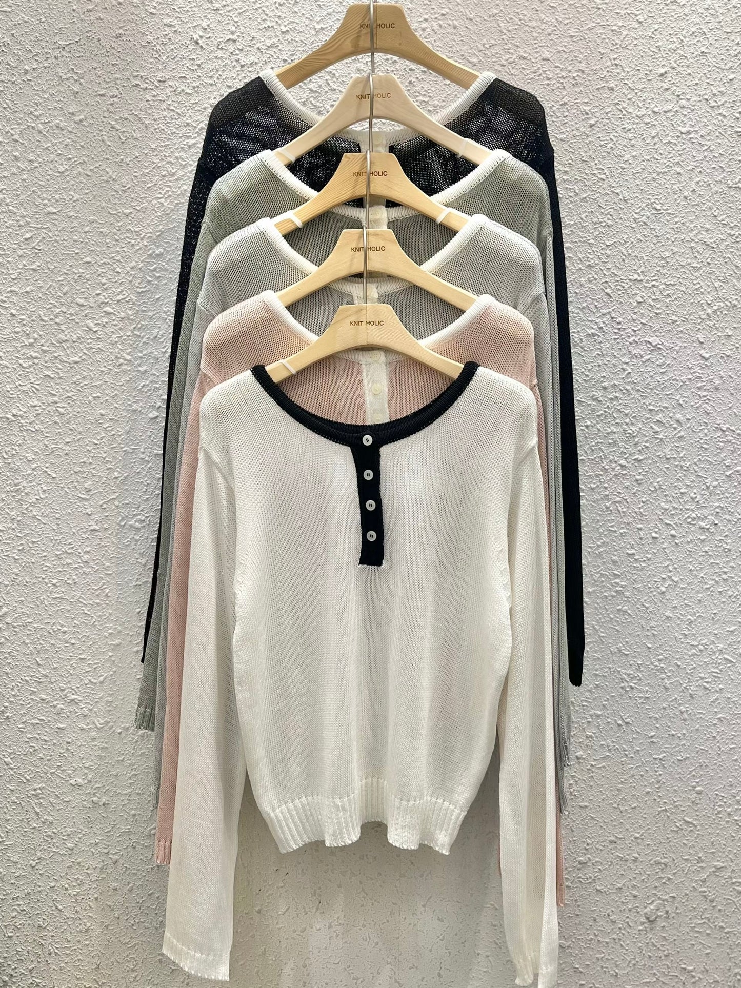 Soft Colour-Block Henley Knit Top(5 colors)