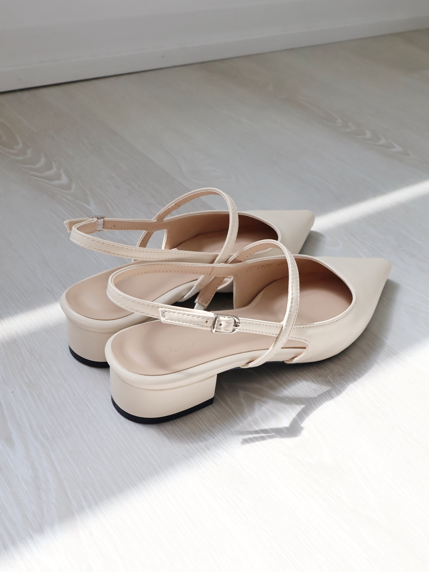 Frenchy Slingback Cushioned Heel Pumps(Cream)